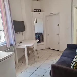 https://cosy-apartments-marseille-panier-city-center.fr-provencehotel.com